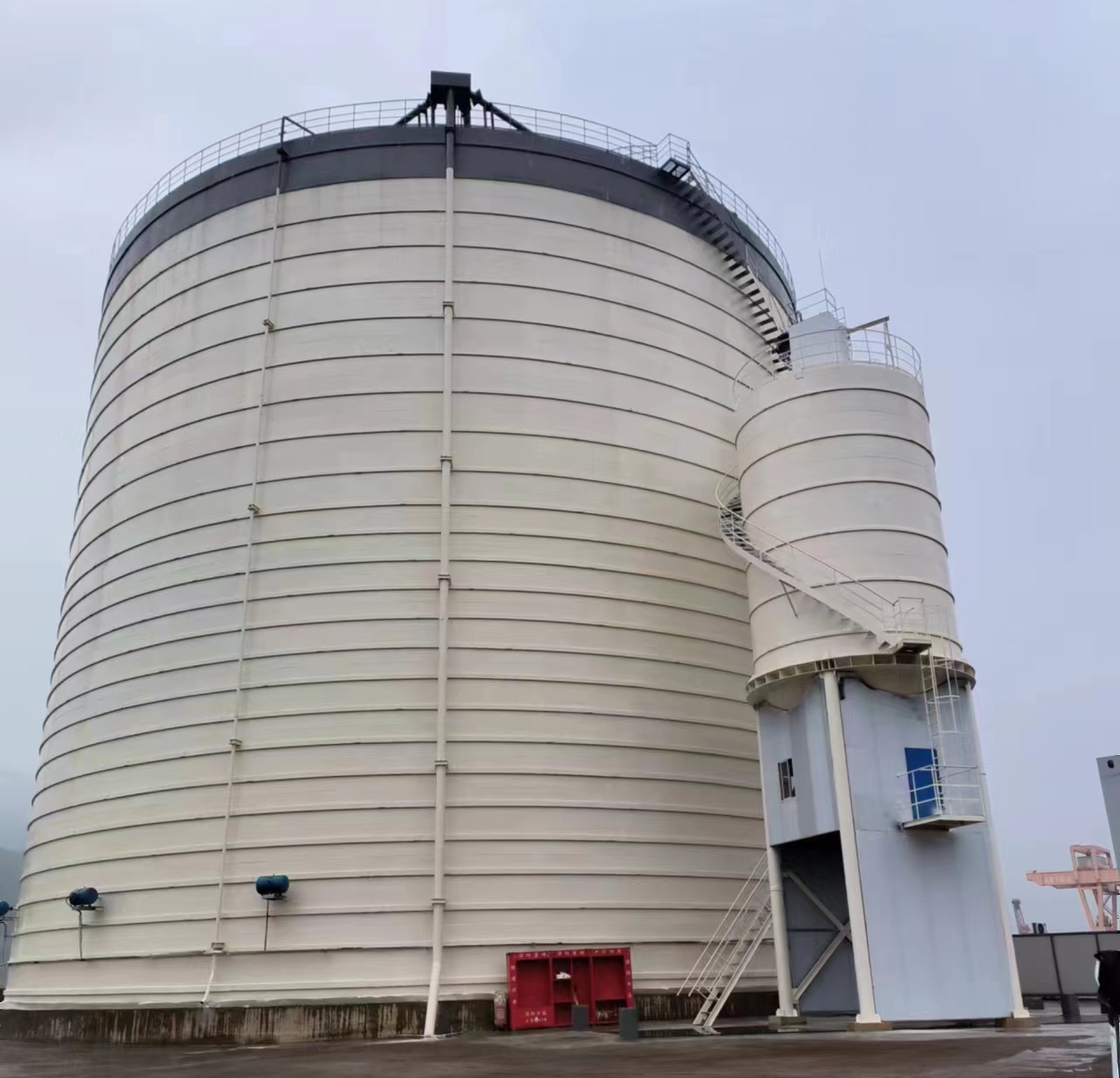 红坪镇10万吨水泥钢板库